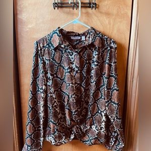 Buckle- brand new- size medium.